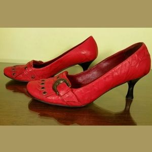 NANNINI Red Leather Pumps Kiltie/Buckle 8 / 38